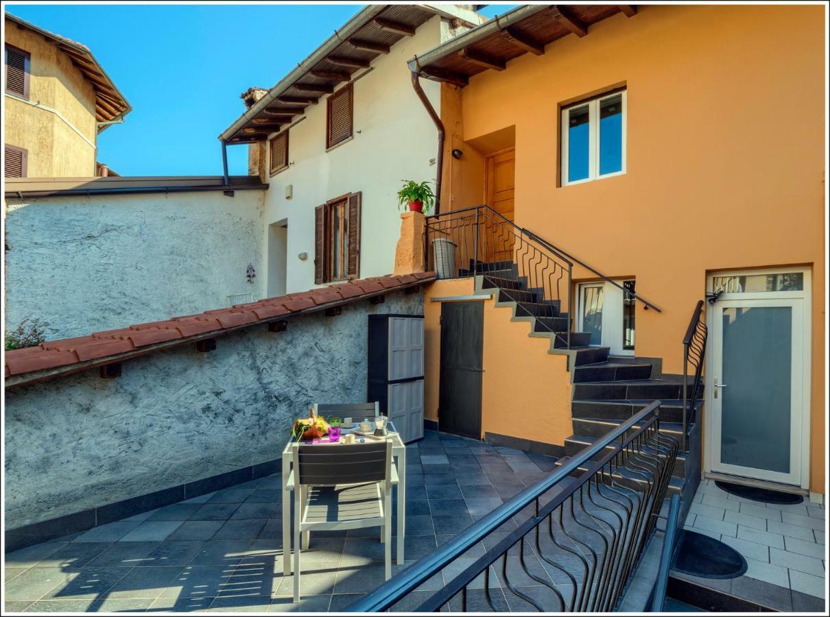 Апартаменты Monolocale “Sale & Pepe” Граведона Экстерьер фото